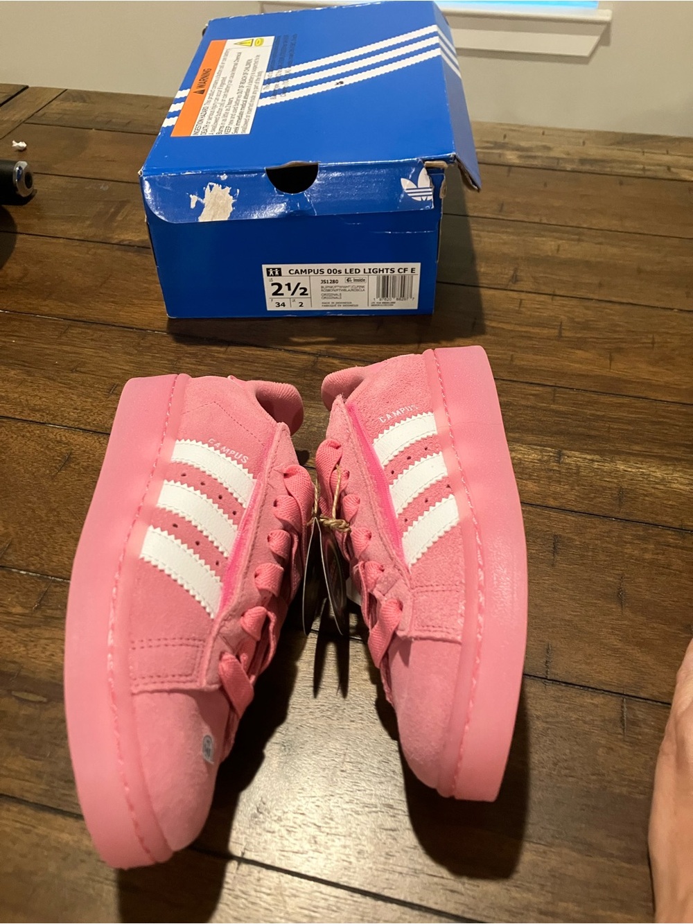 adidas Kids Pink & White Campus Suede Sneakers Sz 2.5 - Picture 5 of 5